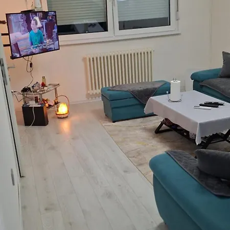 Apartman E&a Dobrinja Apartamento *