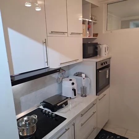 Apartman E&a Dobrinja Apartment *